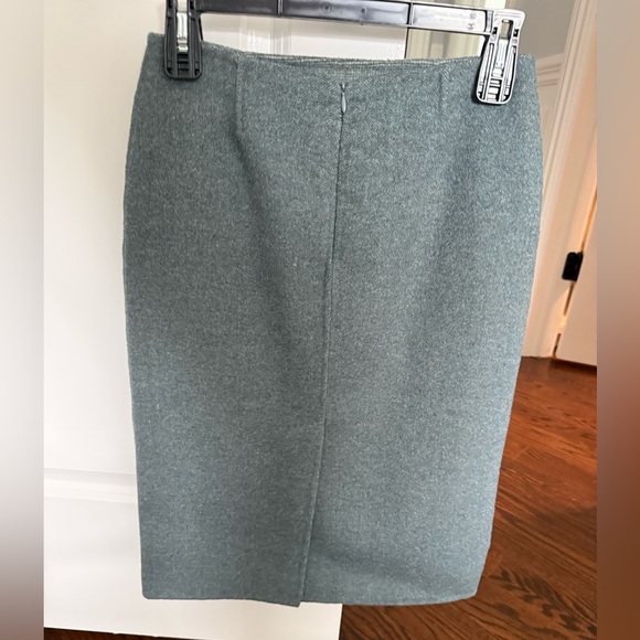 NWOT Green Wool Skirt - Picture 2 of 5